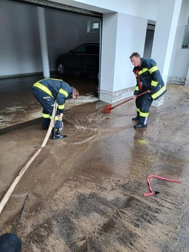 Bezirk Mattersburg: Feuerwehren nach heftigem Unwetter im Einsatz