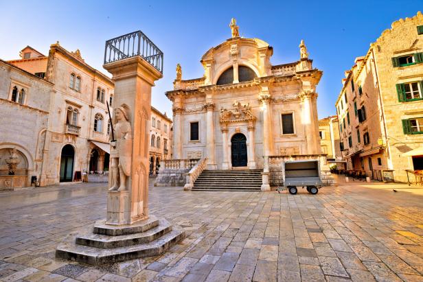 Die Kirche des Heiligen Ignatius von Loyola in Dubrovnik, Kroatien.
