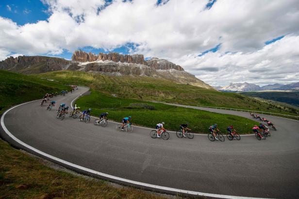 Umsturz am vorletzten Tag: Jai Hindley führt beim Giro d'Italia