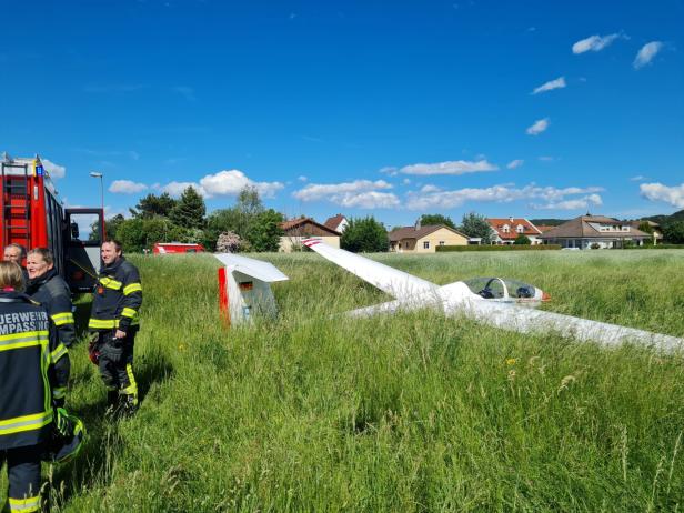 Bezirk Neunkirchen: Vermeintlicher Segelfliegerabsturz war Notlandung