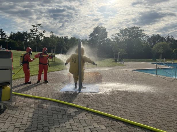 Feuerwehr rückte nach Chlorgasaustritt ins Mattersburger Freibad aus