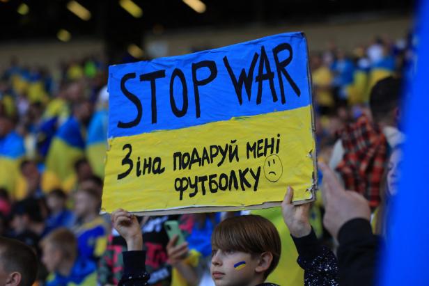 Im Schatten des Krieges: Emotionaler Sieg der Ukraine in Schottland