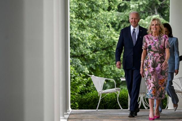 Stilkritik: Jill Biden als erste First Lady auf Harper's Bazaar Cover