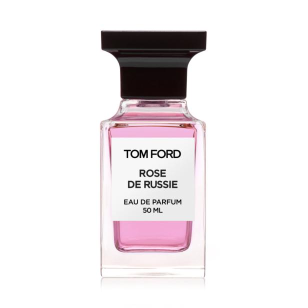Eine Flasche „Tom Ford Rose de Russie“ Eau de Parfum mit rosa Flüssigkeit.