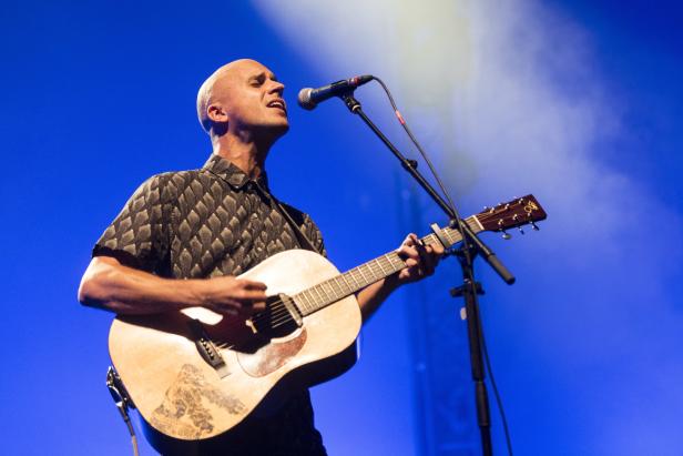 Der Popstar und die Winzerin: Milow in weinseliger Mission