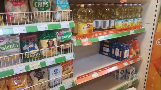 Ansturm auf Zucker: Was steckt hinter den Hamsterkäufen in Serbien?