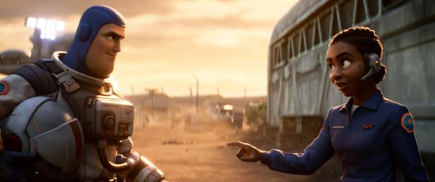 Filmkritik zu Pixars "Lightyear": Mit Roboterkatze im Weltall