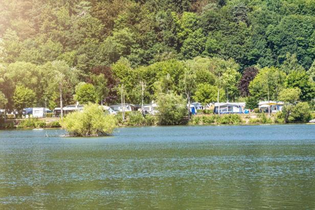 Unterhaltung am See: Hier sind die Campingplätze mit freien Kapazitäten