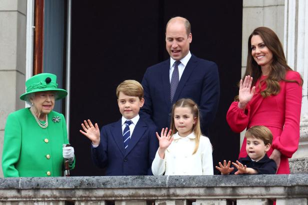 Eine Angewohnheit von William und Kate kann die Queen "nicht ertragen"