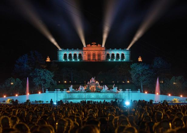 Wiener Sommernachtskonzert: Musikalische Rufzeichen für Frieden und Toleranz