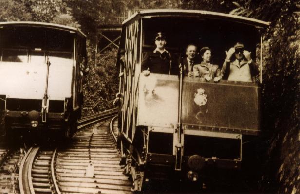 Grazer Schloßbergbahn nach sechs Monaten wieder in Betrieb