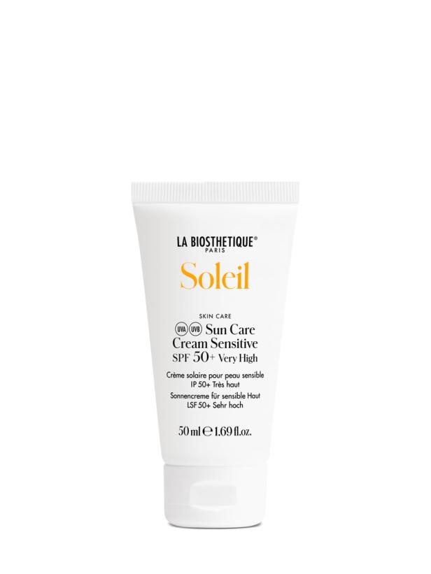 Eine Tube Sonnencreme „Soleil“ von La Biosthétique für sensible Haut mit LSF 50+.