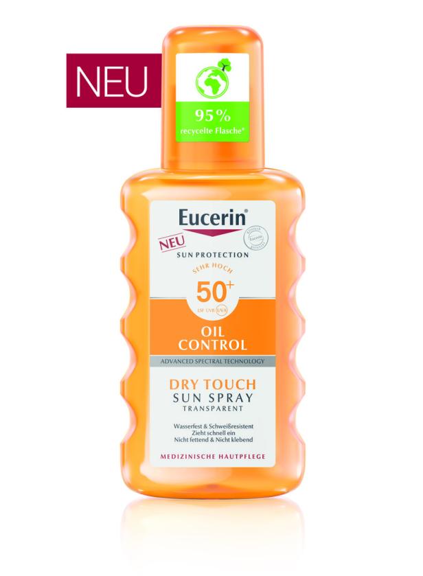 Eine Flasche Eucerin Sun Protection Oil Control Dry Touch Sonnen-Spray mit LSF 50+.