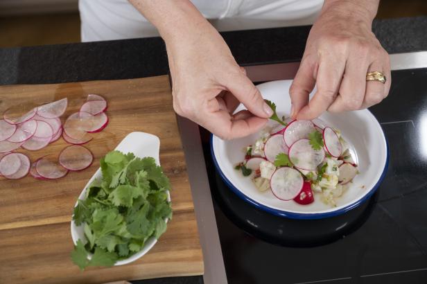 Gartenfrisch aus dem Kochsalon: Zanderceviche mit Radieschen