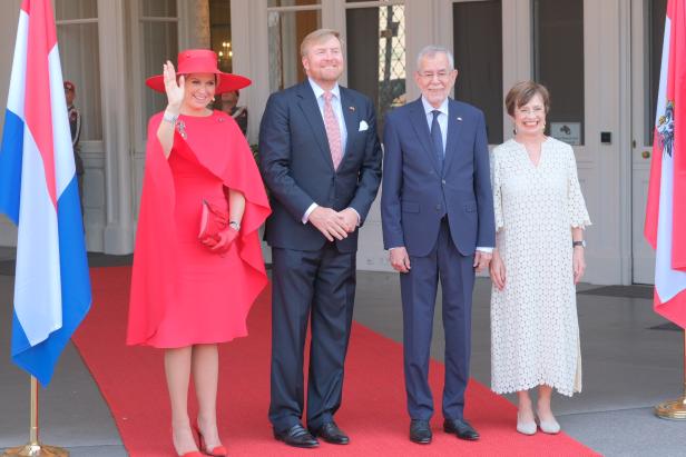 König Willem-Alexander und Königin Máxima der Niederlande treffen Bundespräsident Alexander Van der Bellen in Wien.