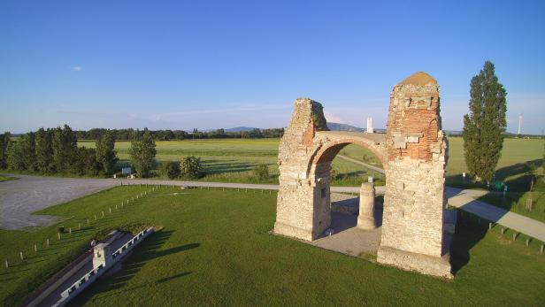 Das Heidentor als eines der Highlights in Carnuntum