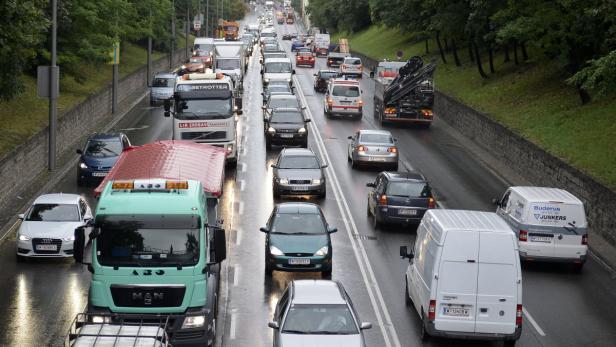 Stau auf der Grünbergstraße: Starke Zunahme im Bereich Verkehr