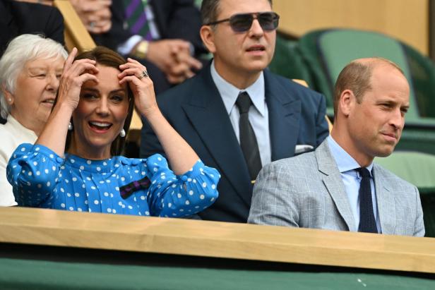 Herzogin Kate von Vater Michael in Wimbledon blamiert