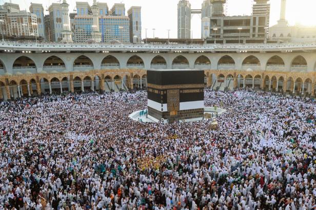 Pilger als Profitquelle: Wie Saudi-Arabien Mekka kommerzialisiert