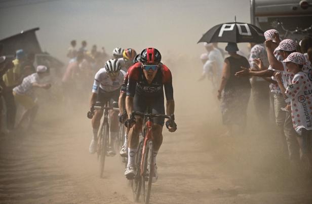Tour de France: Sturzorgie auf dem Kopfsteinpflaster