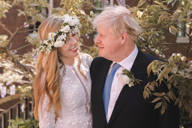 Zwei Ex-Frauen und viele Liebschaften: Das wilde Privatleben von Boris Johnson