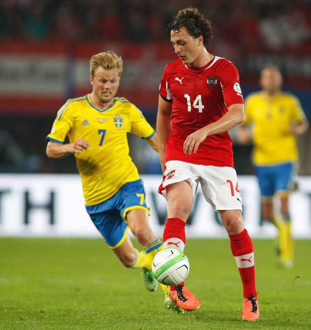 Österreich besiegt Schweden 2:1
