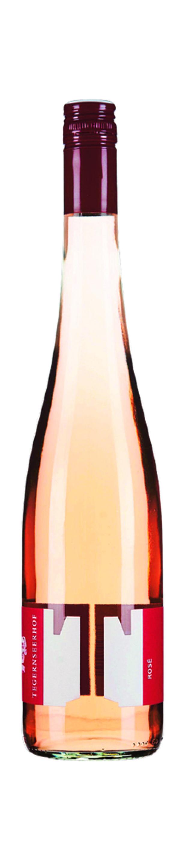 Eine Flasche Tegernseerhof Roséwein mit rotem Verschluss.