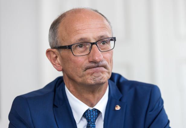 Abschussbescheid: Wolf jagt Tiroler VP durch den Wahlkampf 