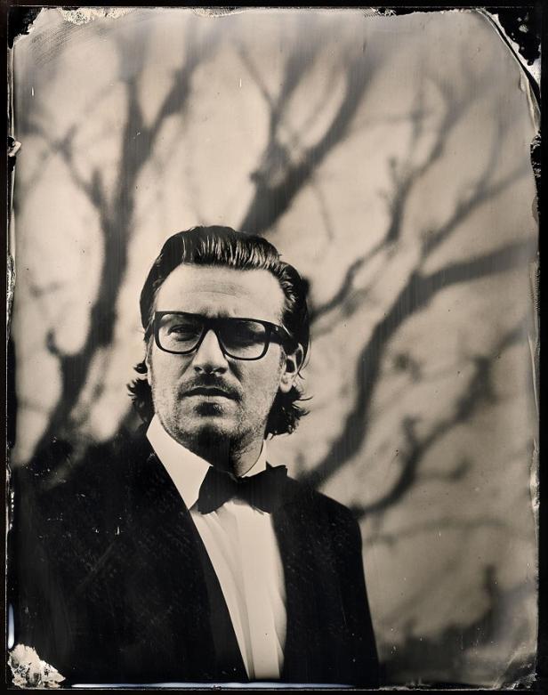 Parov Stelar unterstützt Estée Lauder