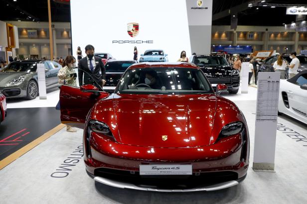 Porsche: Noch mehr Luxus und schon bald ein neuer Elektro-SUV
