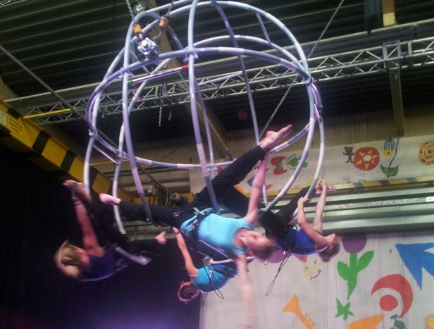 Augen-Blicke, Circus kaOs 2013 Höhenflüge und Tiefgänge