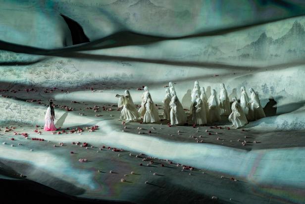 BREGENZER FESTSPIELE: FOTOPROBE "MADAME BUTTERFLY"