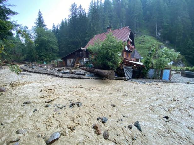 Heftige Unwetter in Kärnten: Geologen starten Erkundungsflüge