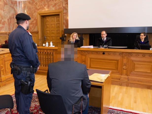 SALZBURG: ZWEI FRAUEN ERSCHOSSEN - PROZESSBEGINN GEGEN 52-JÄHRIGEN
