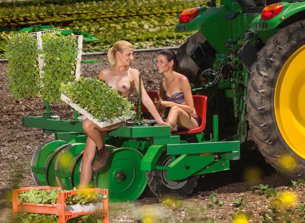 Die Motive des Jungbauernkalenders 2016