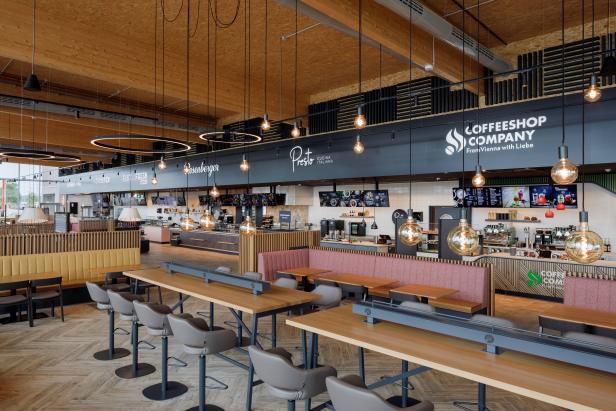 Burger bis Kaffee: Neues Autobahn-Restaurant in St. Pölten eröffnet