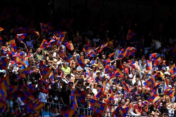 Fan-tastisch: 60.000 bei Lewandowskis Vorstellung bei Barça