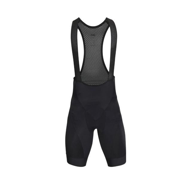 Eine schwarze Radhose mit Trägern vor einem weißen Hintergrund.