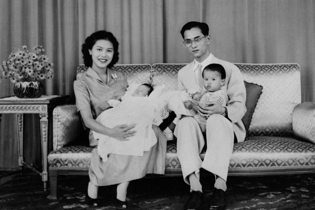 Das letzte Juwel Thailands: Ex-Königin Sirikit wird 90