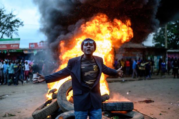 Unruhen, Barrikaden, Anfechtung: Eine ganz "normale" Wahl in Kenia
