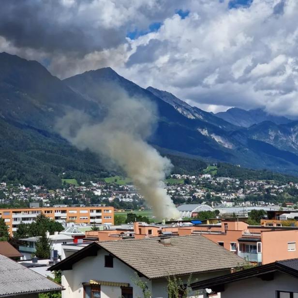 Tirol: Lkw geriet auf Inntalautobahn in Vollbrand