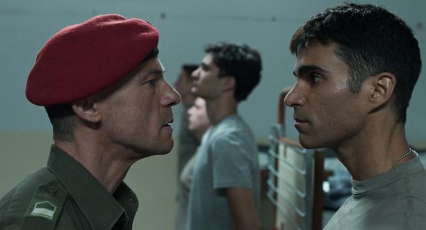 Der Film "Eismayer" kommt ins Kino: Wenn zwei Soldaten sich ineinander verlieben