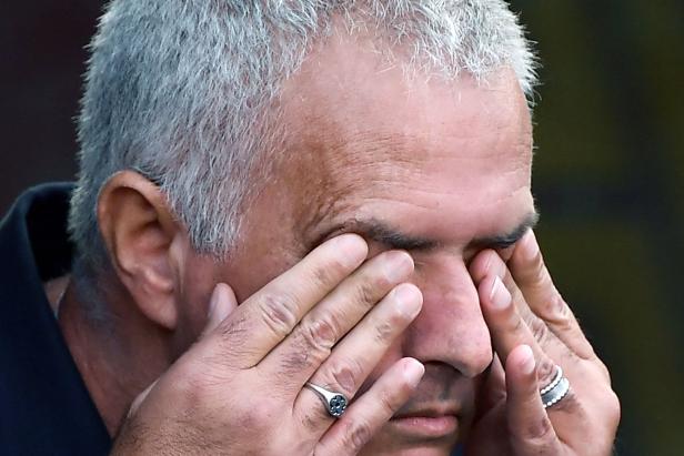 Roma-Coach Mourinho tobt: "Das Olimpico ist ein Kartoffelacker"