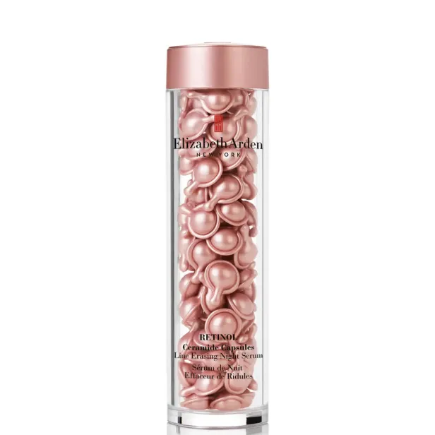 Eine Packung Elizabeth Arden Retinol Ceramide Kapseln für die Nacht.