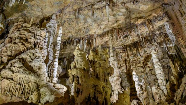 Tropfsteinhöhle Katerloch