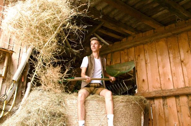 „Landwirt sein is leiwand“: Felix Muhr singt Bauern-Hymne