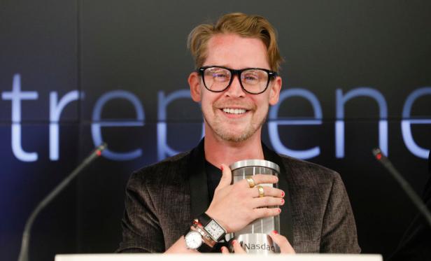 So sieht "Kevin - Allein zu Haus"-Star Macaulay Culkin heute mit 42 Jahren aus