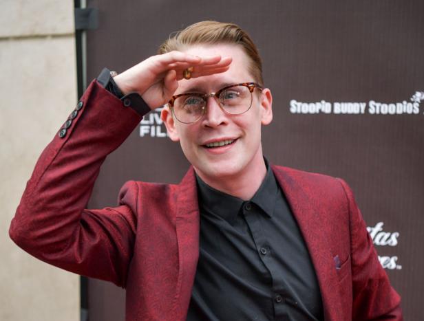 So sieht "Kevin - Allein zu Haus"-Star Macaulay Culkin heute mit 42 Jahren aus