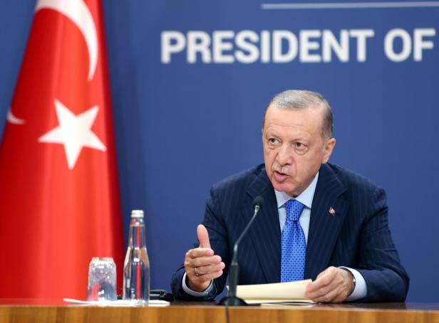Turkish President Erdogan visits Serbia