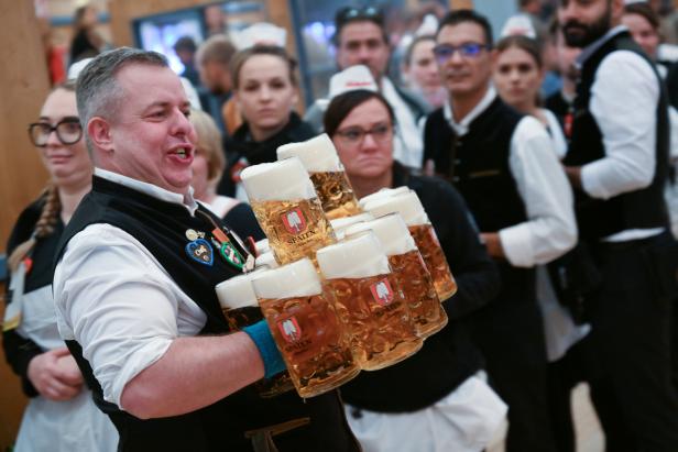 O´zapft is: Münchner Oktoberfest eröffnet